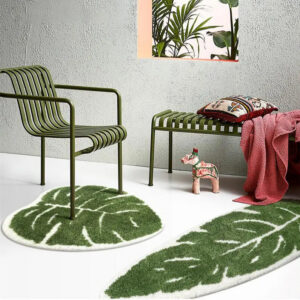 Monstera in White Bath Mat